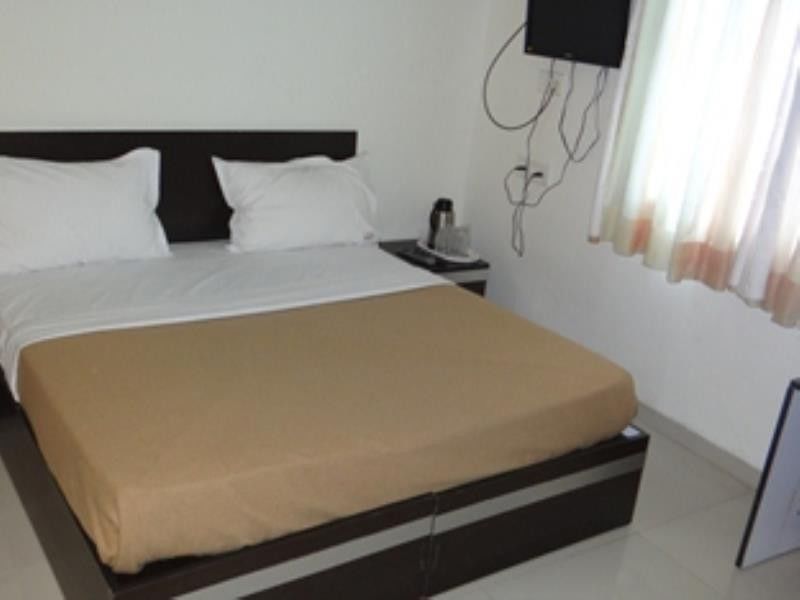 Linear Inn Indore Eksteriør billede